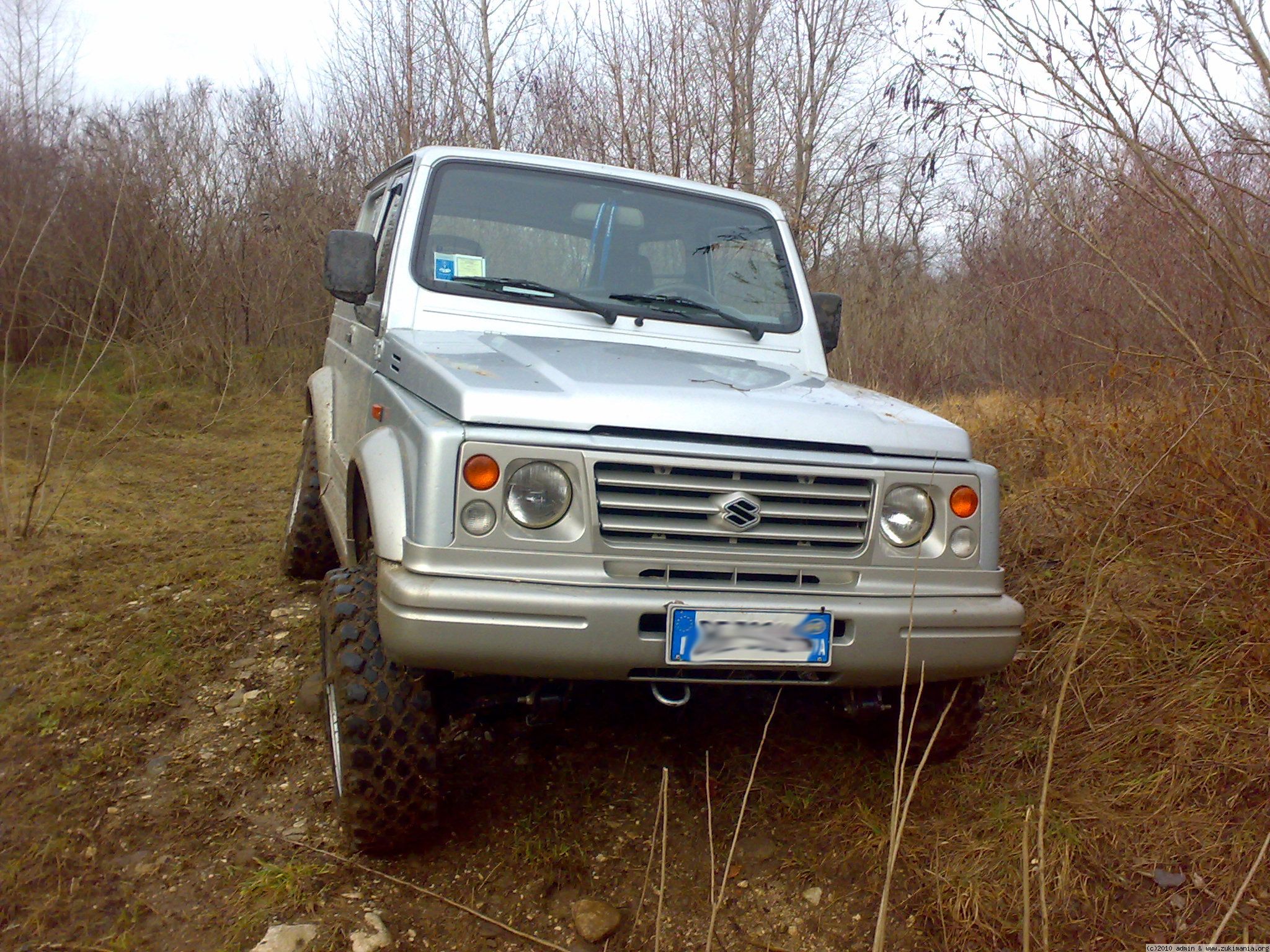 Zukimania fotogallery >> 
 ============== 
suzuki samurai 1.9 TD
suzuki samurai 1.9 TD
