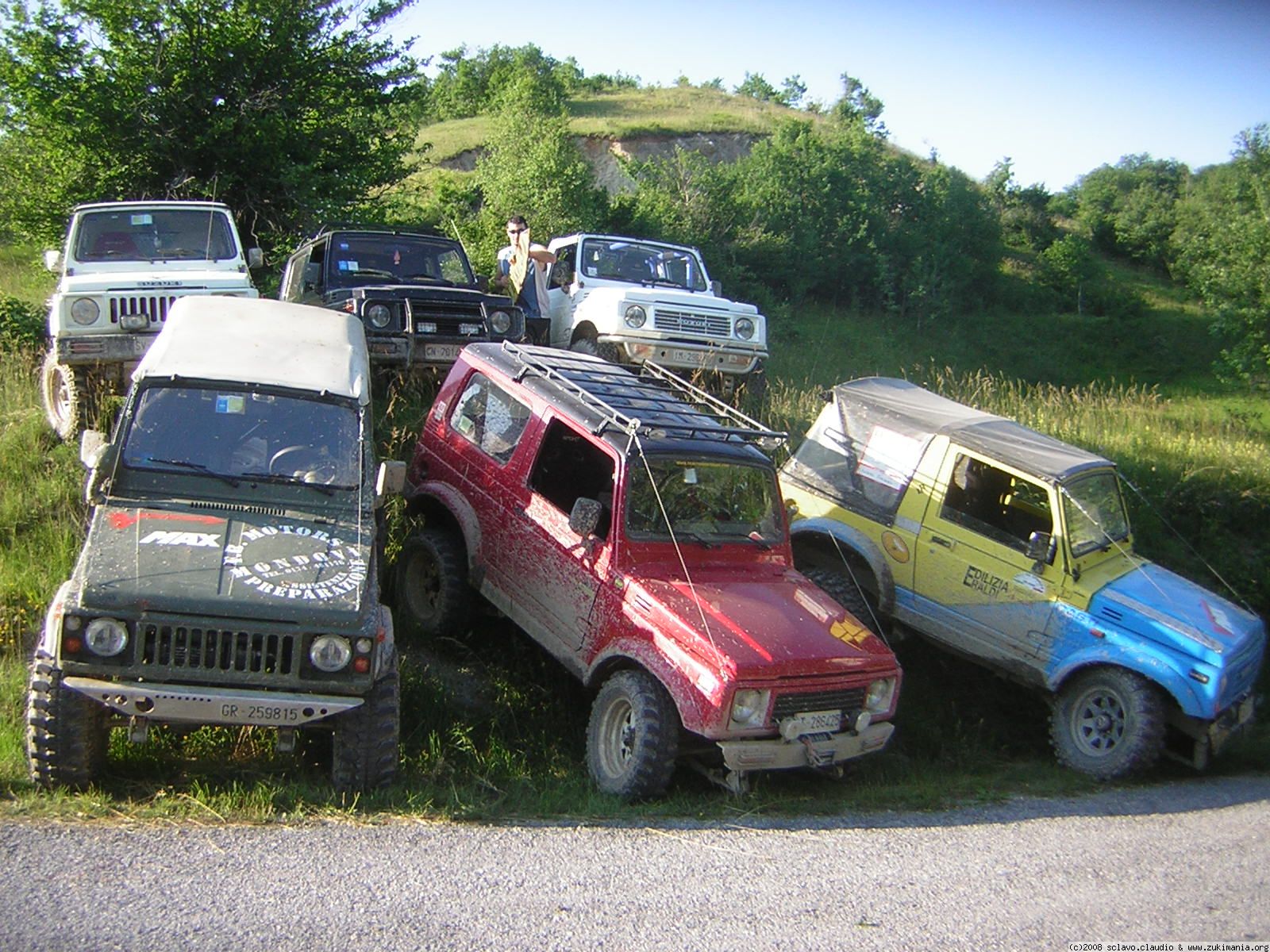 Zukimania fotogallery >> 
 ============== 
Miniraduno suzukisti di Mombasiglio (e dintorni)
