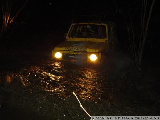 suzuki in acqua
il suzuki sa anche nuotare!
