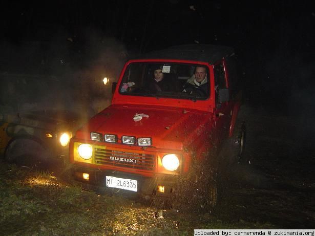 Zukimania fotogallery >> 
 ============== 
QUI STAVAMO CERCANDO DI SALIRE SUL COFANO DEL LORENZ X FARLO AFFONDARE...IHIHIH
