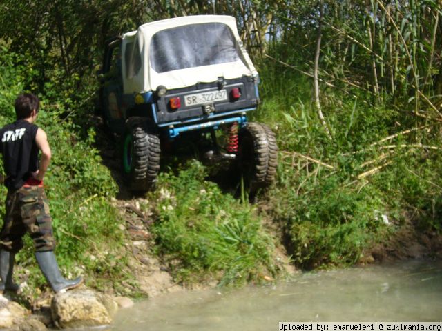 Zukimania fotogallery >> 
 ============== 
Carrozzeria Ruga preparazioni 4x4 NOTO
Bassotto
