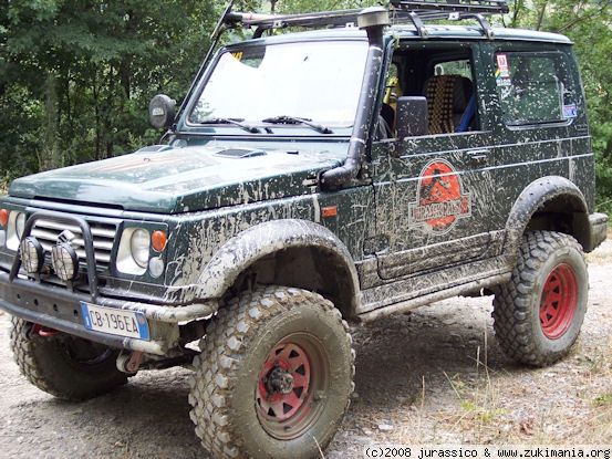 Zukimania fotogallery >> 
 ============== 
Jurassic Team 4x4 03
