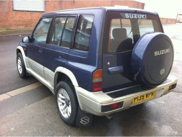 blue_suzuki_vitara_1997_.jpg